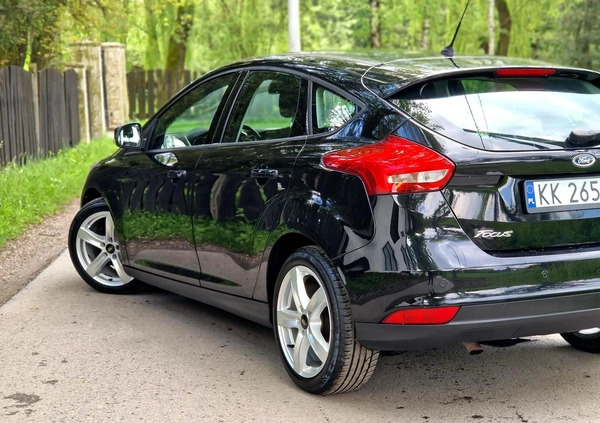 Ford Focus cena 34800 przebieg: 118000, rok produkcji 2015 z Kraków małe 596